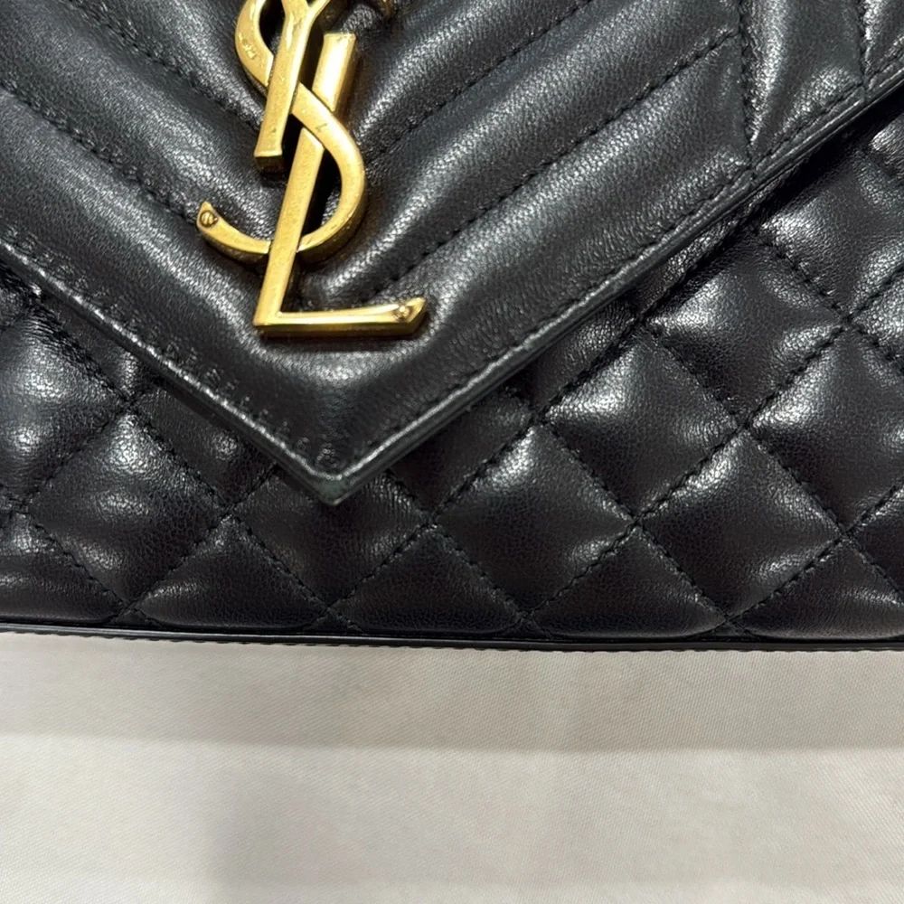 AUTHENTIC YSL SAINT LAURANT ENVELOPE SMALL IN QUILTED GRAIN EMBOSSED LEATHER - Picture 11 of 12